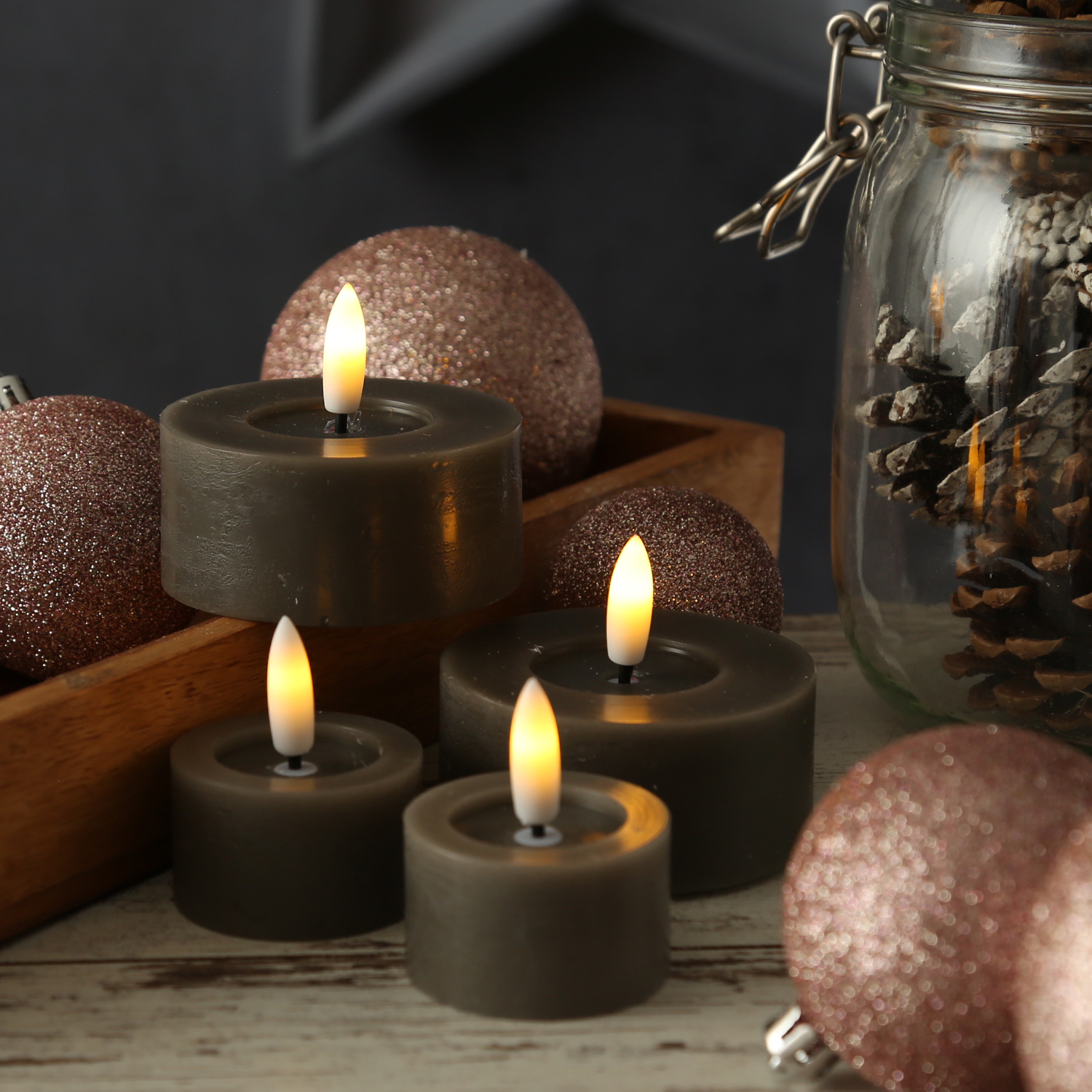LED Maxi Teelichter LINA - Rustik-Optik - Echtwachs - Timer - D: 7cm - H: 6cm - grau - 2 Stück