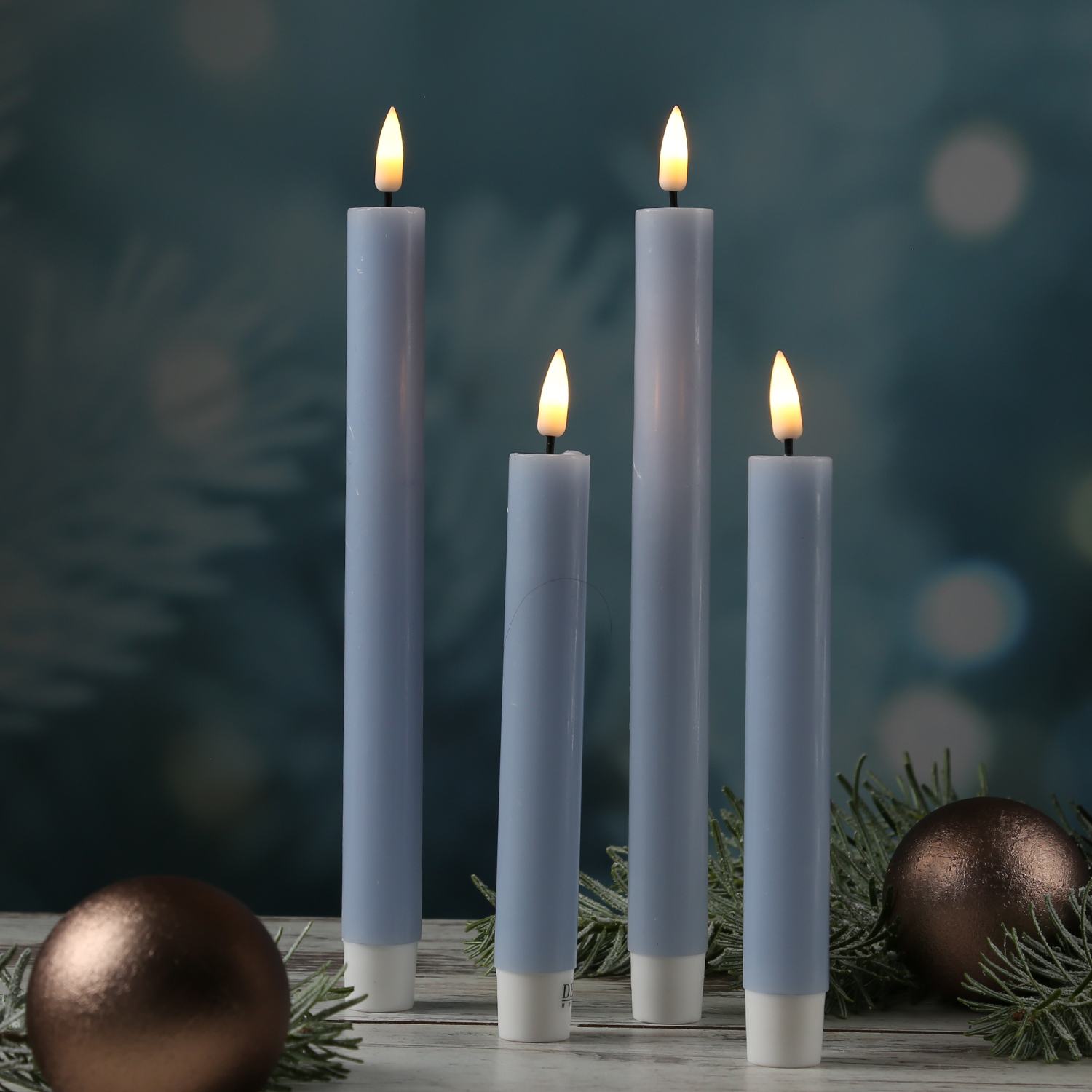 LED Stabkerzen MIA - Echtwachs - realistische 3D Flamme - H: 15cm - hellblau - 2 Stk LED Stabkerzen MIA - Echtwachs - realistische 3D Flamme - H: 15cm - hellblau - 2 Stk