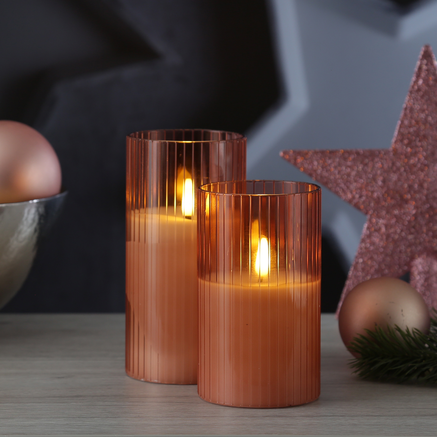 LED Kerze im Glas - Windlicht - Echtwachs - 3D Flamme - Timer - H: 12,5cm - D: 7,5cm - rosa LED Kerze im Glas - Windlicht - Echtwachs - 3D Flamme - Timer - H: 12,5cm - D: 7,5cm - rosa