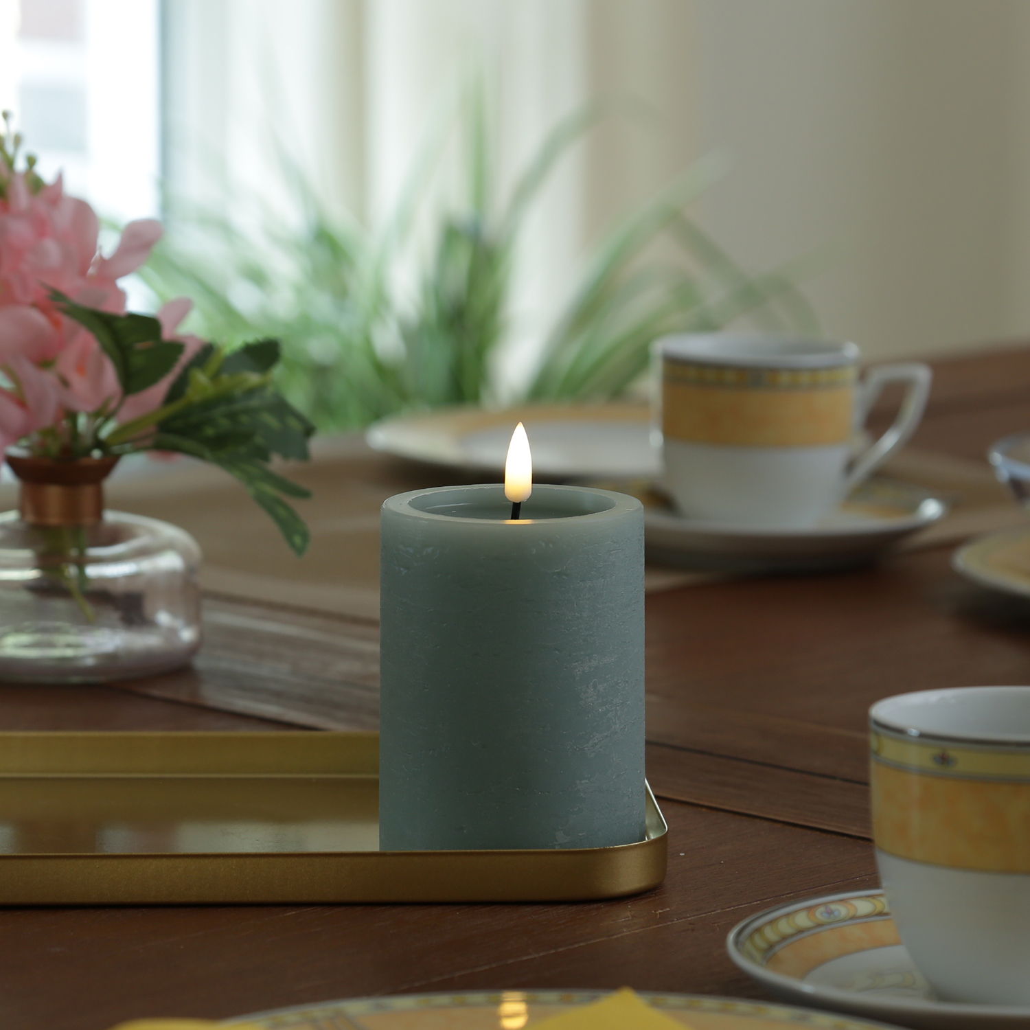 LED Kerze UNIQUE - Rustik-Optik - Echtwachs - H: 10cm - D: 7,5cm - bis zu 1500 Std. - salbeigrün LED Kerze UNIQUE - Rustik-Optik - Echtwachs - H: 10cm - D: 7,5cm - bis zu 1500 Std. - salbeigrün